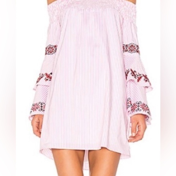 Vava by Joy Han Dresses & Skirts - VAVA by joy Han Pink off the shoulder  Floral Embroidered Mini Dress Small